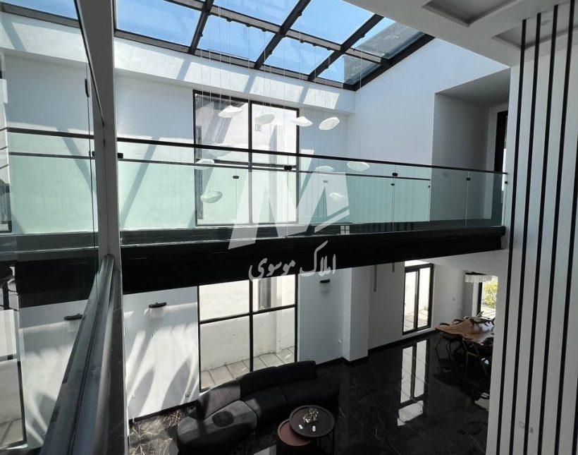 فروش ویلا ۴۵۰ متری سند دار نوساز کلید نخورده استخردار نوشهر | ۴۳۰ متر