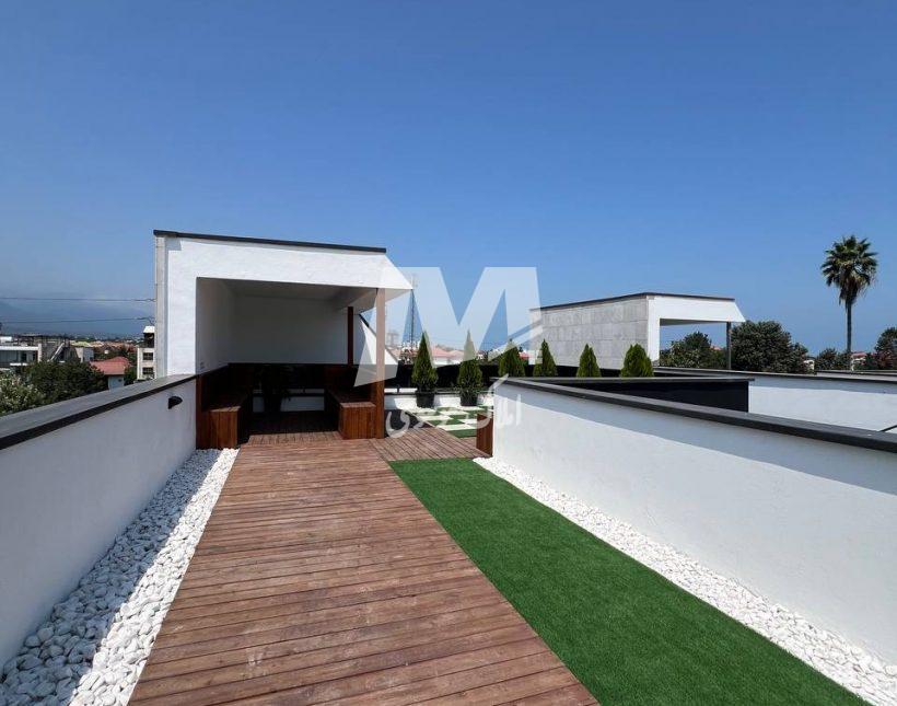 فروش ویلا ۴۵۰ متری سند دار نوساز کلید نخورده استخردار نوشهر | ۴۳۰ متر