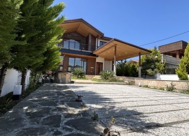 خرید ویلای ۴۰۰ متری سند دار نوساز کلید نخورده نوشهر | ۴۰۰ متر