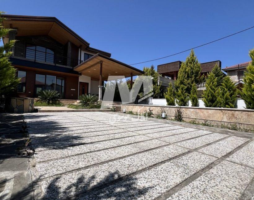 خرید ویلای ۴۰۰ متری سند دار نوساز کلید نخورده نوشهر | ۴۰۰ متر