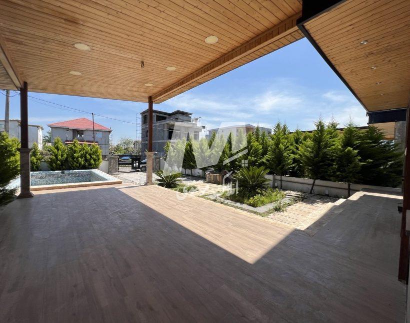 خرید ویلای ۴۰۰ متری سند دار نوساز کلید نخورده نوشهر | ۴۰۰ متر