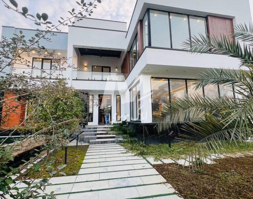 خرید ویلا ۵۰۰ متری سند دار تریپلکس استخردار لوکس نوشهر | 500 متر