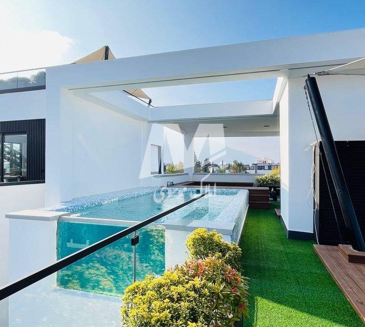 خرید ویلا 600 متری سند دار با ویو بی نظیر دریا و جنگل نوشهر | 550 متر