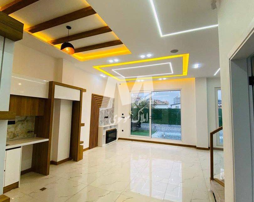 خرید ویلا ۳۰۰ متری‌ سند دار منطقه برند و‌ درجه یک رویان | ۲۰۰ متر