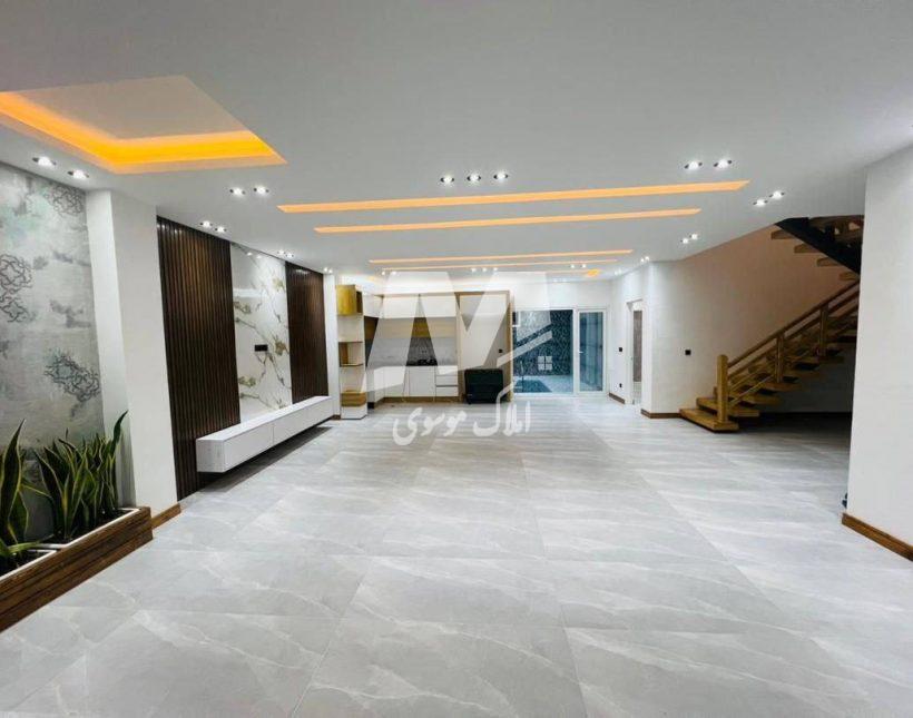 فروش ویلا ۳۰۰ متری سند دار لوکس و لوکیشن عالی نوشهر | ۳۰۰ متر