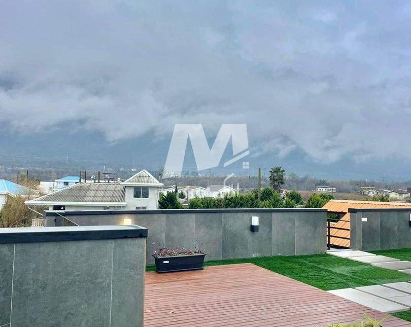 فروش ویلا ۳۰۰ متری سند دار مدرن شهرکی روف نوشهر | ۳۰۰ متر