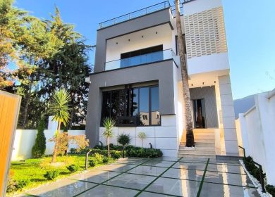 فروش ویلا ۳۵۰ متری استخر دار هوشمند لوکس و برند نوشهر | 250 متر