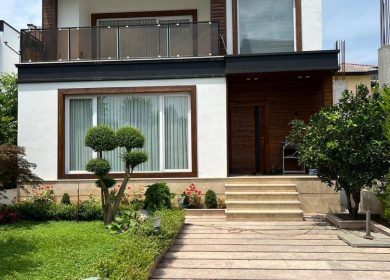 فروش ویلا ۳۰۰ متری سند دار دوبلکس ویوی بینظیر نور | ۲۵۰ متر