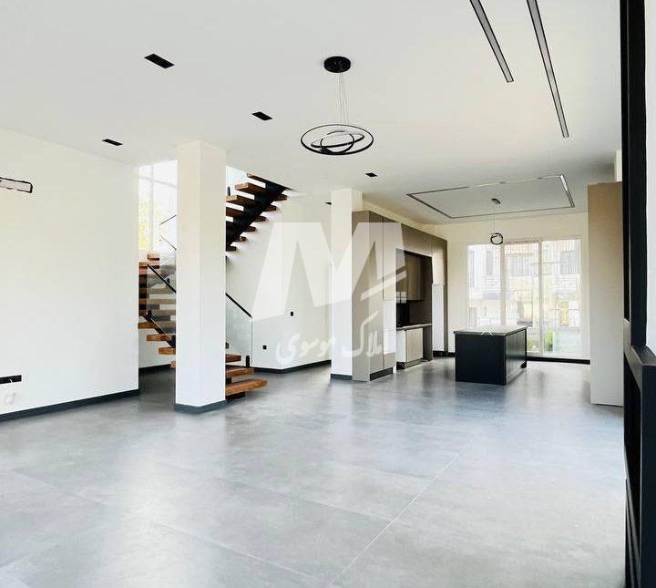 فروش ویلا 500 متری سند دار استخر دار چهار فصل نوشهر | ۴۰۰ متر