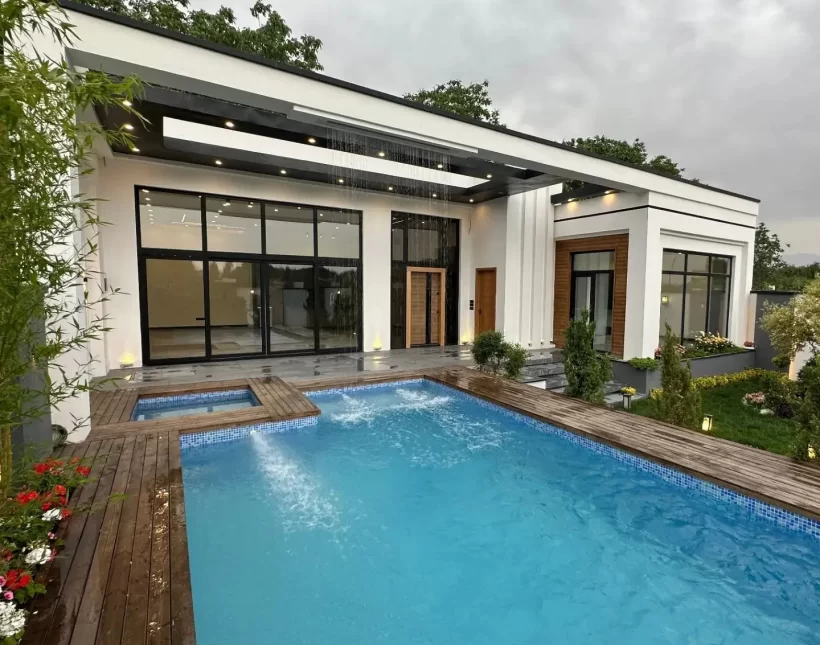 خرید ویلا استخردار شهرک برند جاده دریا ایزدشهر | ۴۰۰ متر