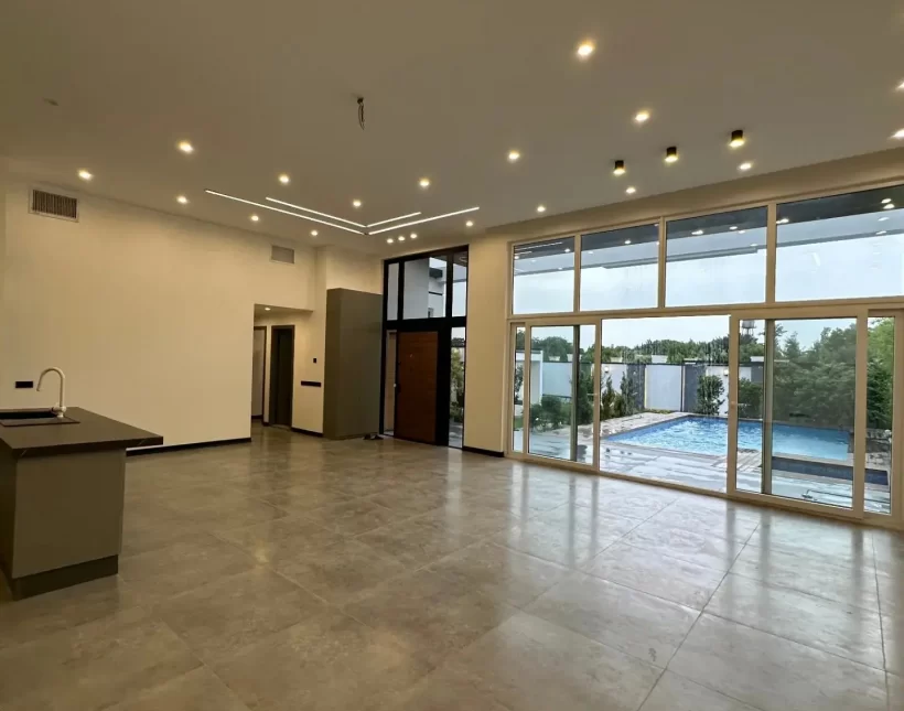 خرید ویلا استخردار شهرک برند جاده دریا ایزدشهر | ۴۰۰ متر