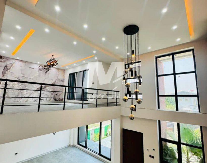 خرید ویلای دوبلکس با استخر روباز و شهرکی در الیمالات نور | ۳۰۰ متر