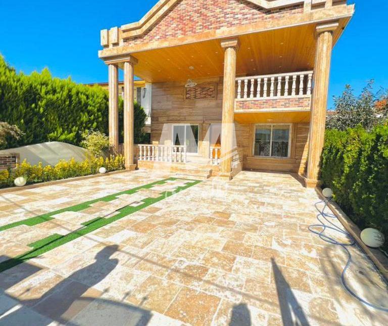 خرید ویلا پیلوت ۳۰۰ متری جنکلی در شیرکلا چمستان | ۳۰۰ متر