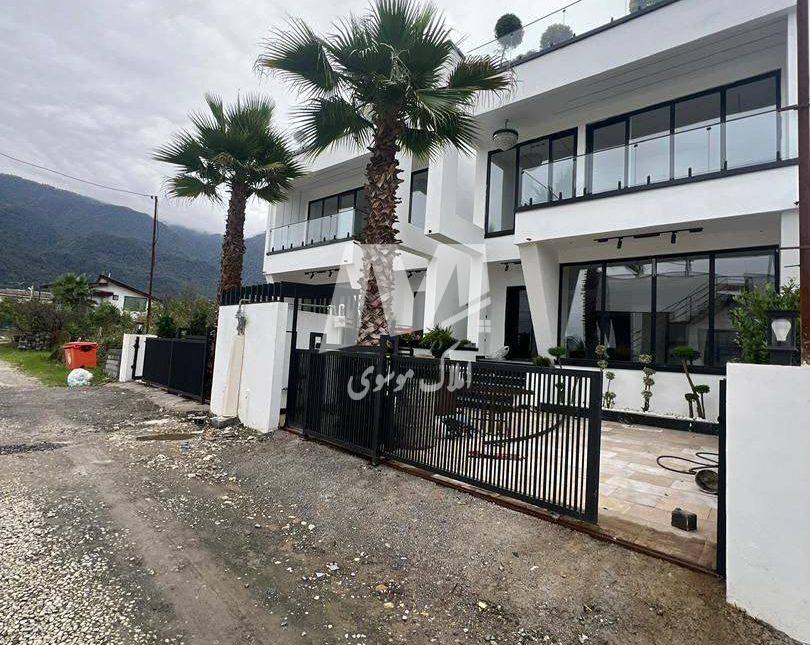 خرید ویلا دوبلکس ۲۲۰ متری نوشهر منطقه برند سیسنگان نوشهر | ۲۲۰ متر