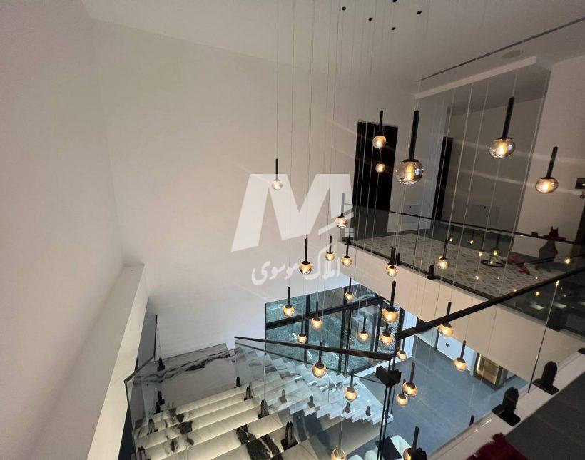 خرید ویلا 400 متری سند تک برگ استخردار در منطقه چلندر نوشهر | 320 متر