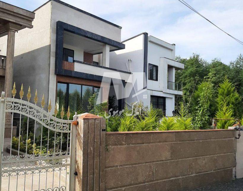 خرید ویلا ۲۶۰ متری قطعه یک جنگل در اناده چمستان | ۲۶۰ متر