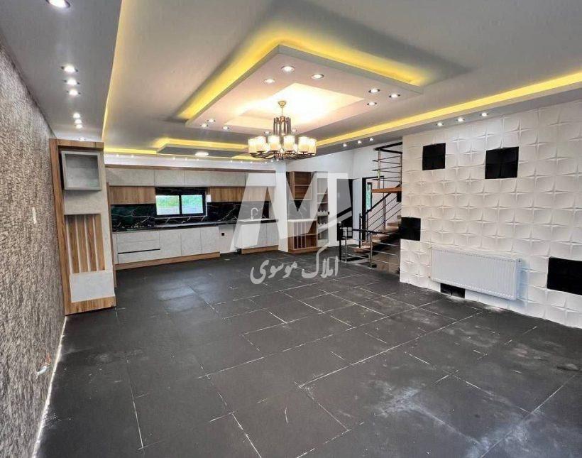 فروش باغ ویلا نیم پیلوت 270 متری تاپ لوکیشن شمال | 270 متر