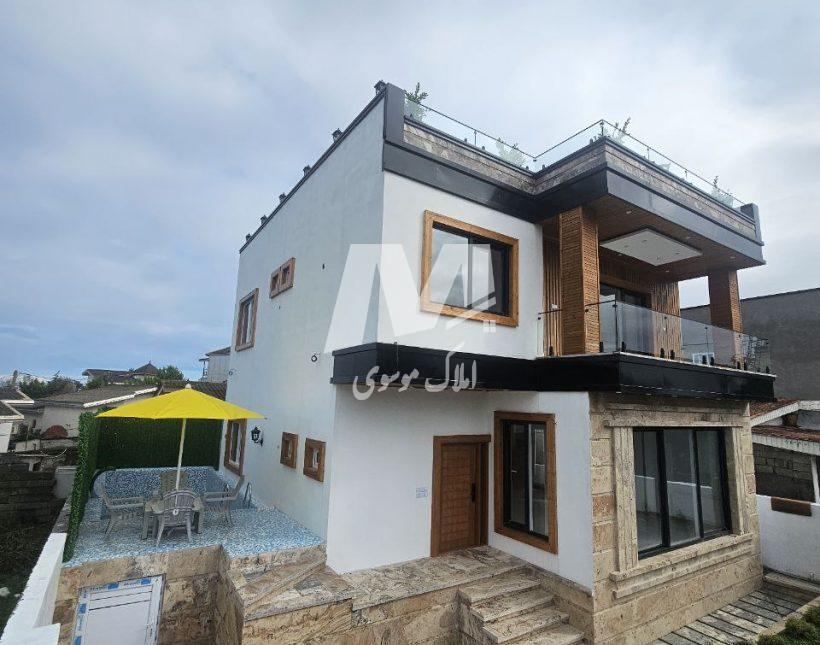 فروش ویلا ۲۷۰ متری استخر دار در رمشی چمستان | ۲۷۰ متر