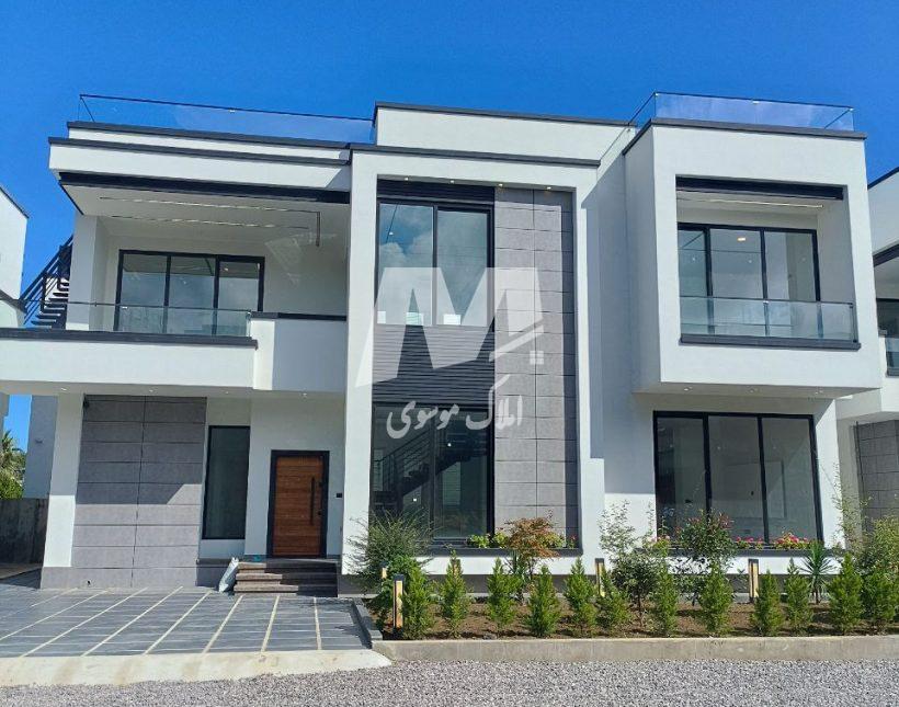 خرید ویلا لوکس ۳۲۰ متری در سنگینده چمستان | ۳۲۰ متر