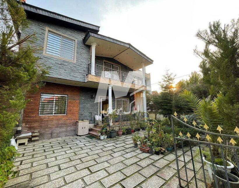 خرید ویلا ۲۲۰ متری قطعه یک جنگل در اناده چمستان | ۲۲۰ متر