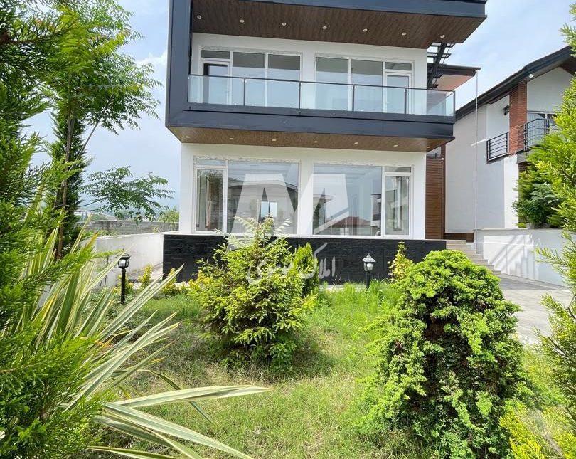 خرید ویلا استخر داخلی ۲۷۰ متری در رزک چمستان | ۲۷۰ متر