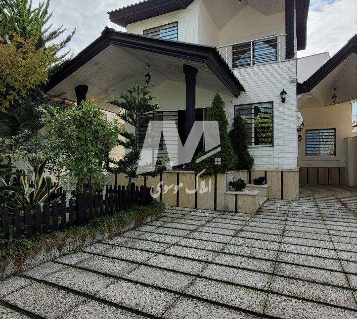 فروش باغ ویلا فول فرنیش 250متری مدارک کامل منطقه سیاهرود رویان | 250 متر