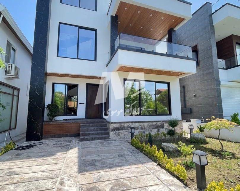 خرید ویلا دوبلکس ۲۹۰ متری سند دار در رمشی چمستان | ۲۹۰ متر