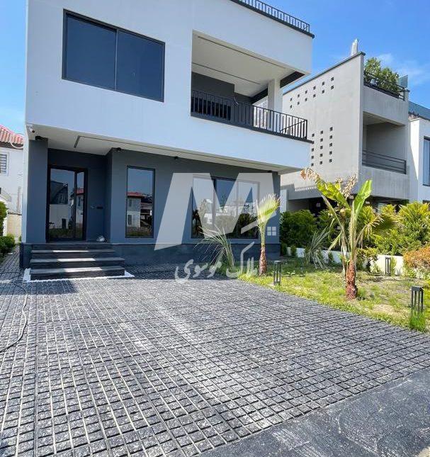 خرید ویلا ۴ خواب سند دار در شهربند چمستان | ۳۵۰ متر