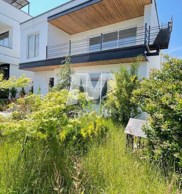 خرید ویلا دوبلکس ۳۵۰ متری در کرد آباد چمستان | ۳۵۰ متر