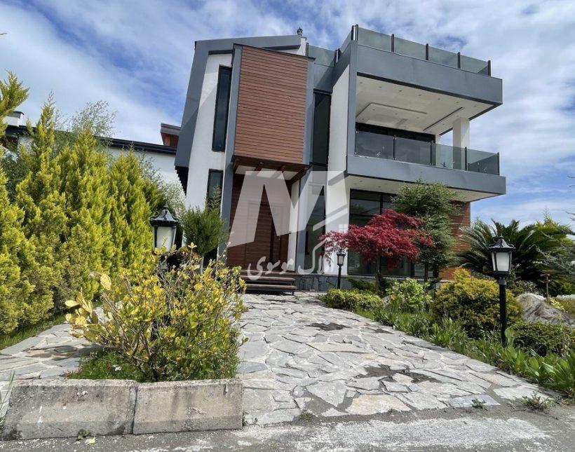 فروش ویلا لاکچری ۳۷۰ متری در امیر آباد چمستان | ۳۷۰ متر