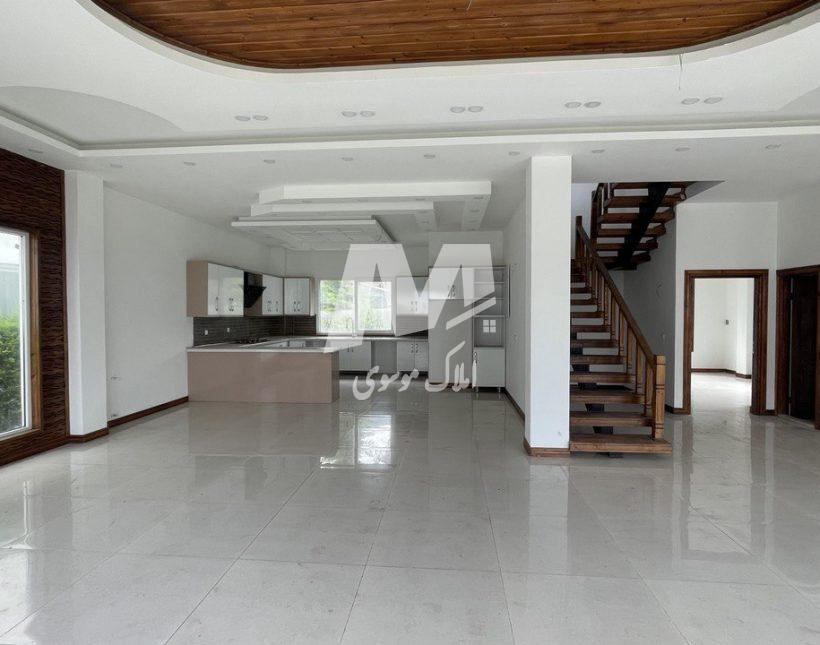 فروش ویلا نزدیک دریاچه در جوربند چمستان | ۴۳۰ متر