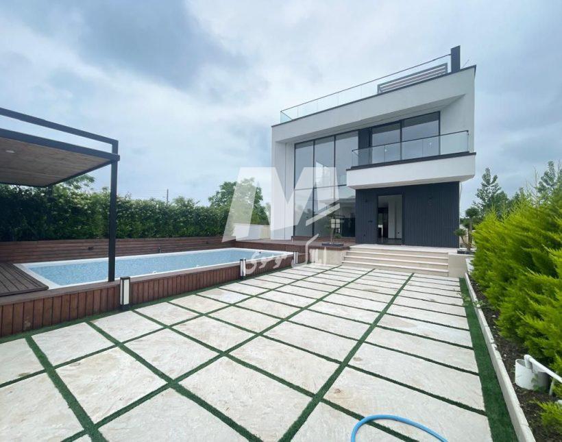 خرید ویلا شهرکی ۳۰۰ متری در سلیاکتی نور | ۳۰۰ متر