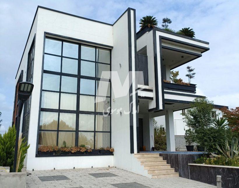 خرید ویلا لاکچری ۶۰۰ متری در نصرت آباد چمستان | ۶۰۰ متر