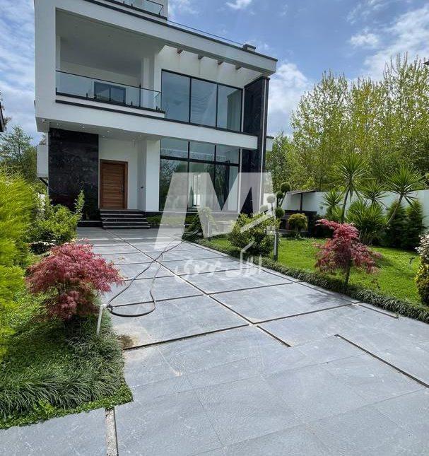 خرید ویلا ۳۰۰ متری ویو عالی در سنگینده چمستان | ۳۸۰ متر