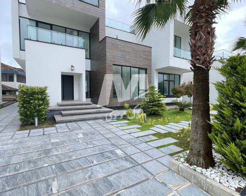 خرید ویلا لوکس قطعه ۱ جنگل در اسپی کلا چمستان | ۶۷۰ متر