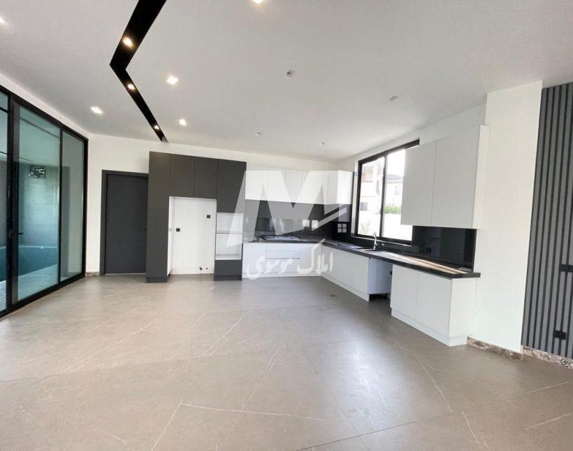 خرید ویلا لاکچری با آسانسور در سعادت آباد چمستان | ۶۰۰ متر