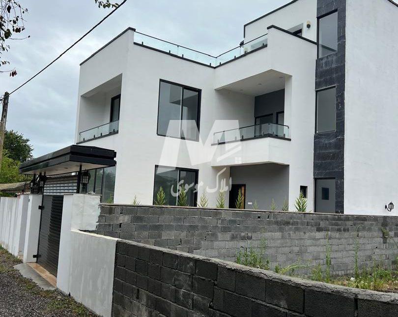 خرید ویلا اقساطی ۳۰۰ متر بنا در حاجی آباد نور | ۲۷۰ متر