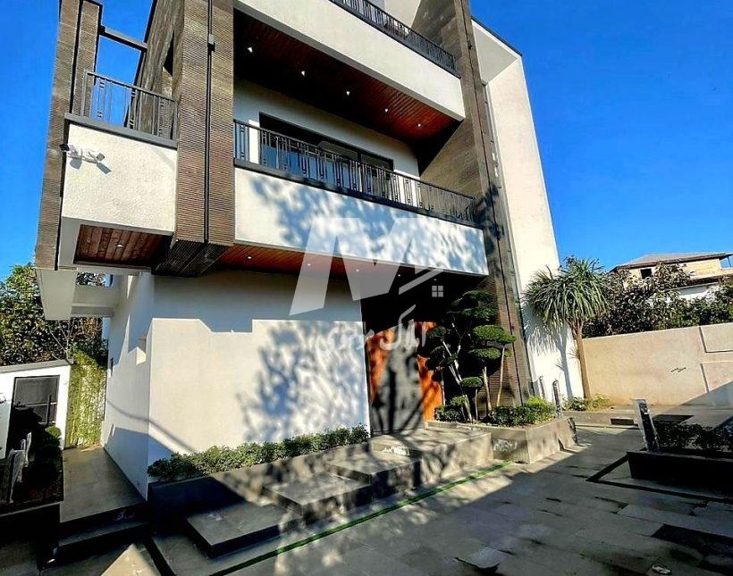 خرید ویلا ۲۷۰ متری با آسانسور در ناتل نور | ۲۷۰ متر