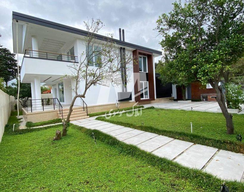 فروش باغ ویلا 500 متری استخردار با سند و جواز منطقه برند نوشهر | 500 متر