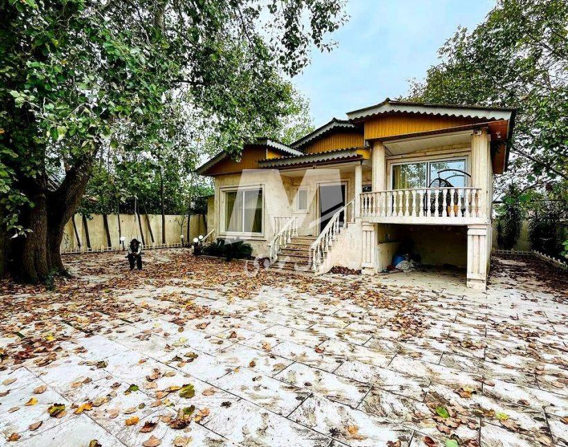 فروش ویلا باغ ۴۵۰ متری استخردار و فول فرنیش چمستان | ۴۵۰ متر