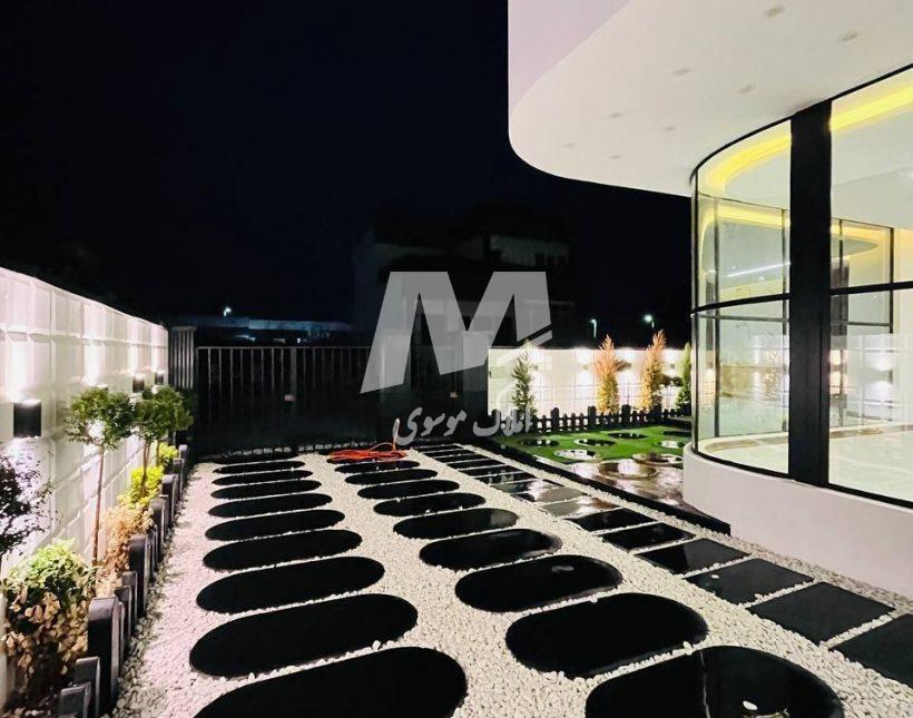 خرید ویلا نما مدرن 220 متری شهرکی با گیت نگهبانی آهودشت چمستان | 220 متر