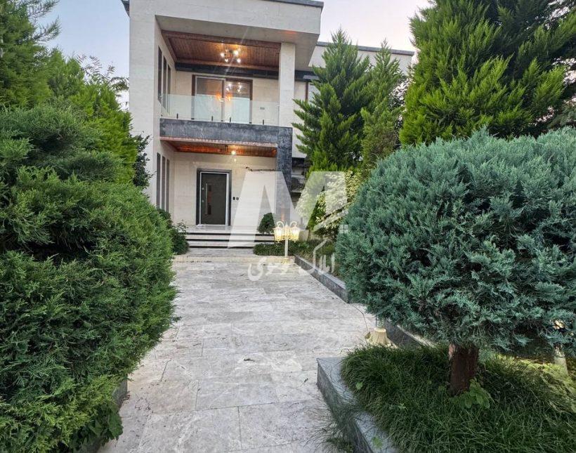 خرید ویلا ۳۹۰ متری مبله استخر دار در سیاهکلا چمستان | ۳۹۰ متر