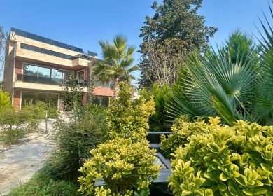 خرید ویلا باغ ۷۰۰ متری با بنا لوکس در نعمت آباد چمستان | ۷۰۰ متر