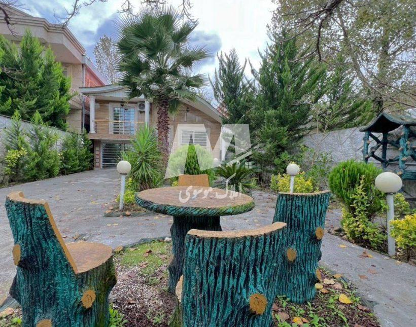 فروش باغ ویلا نیم پیلوت 280 متری منطقه آپادانا چمستان | 280 متر