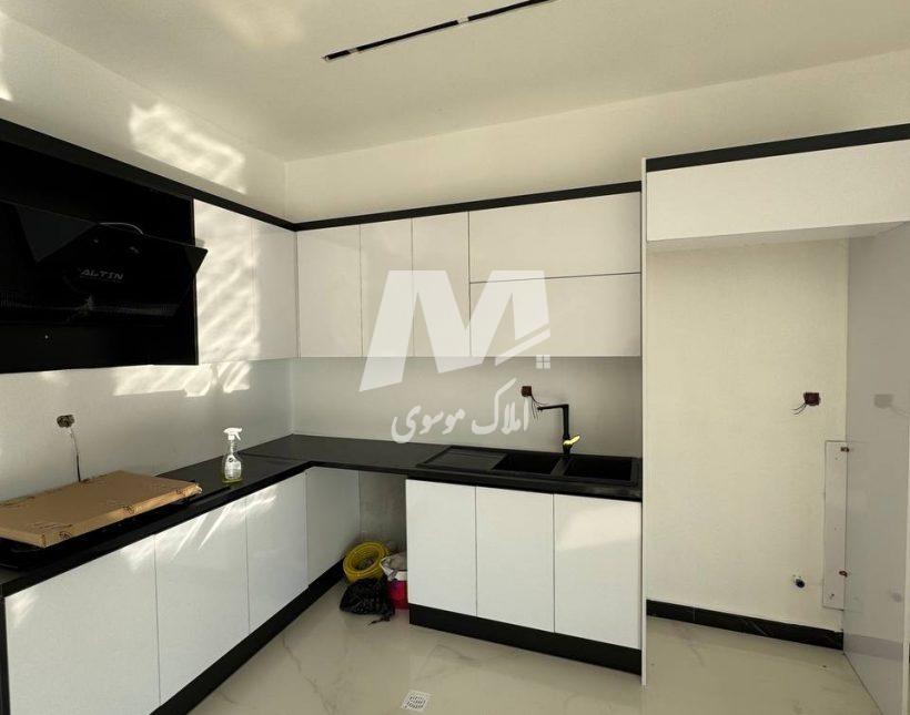 خرید ویلا ۲۰۰ متری داخل شهرک برند در رزک چمستان | ۲۰۰ متر