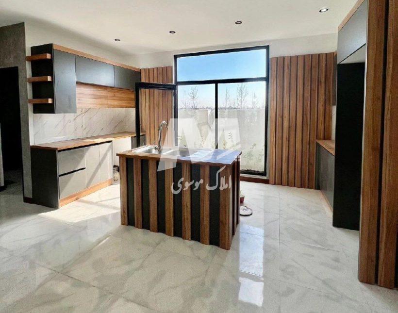 خرید ویلا نیم پیلوت مدرن روف دار | 250 متر