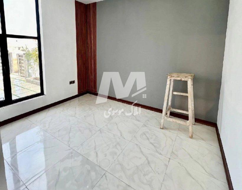 خرید ویلا نیم پیلوت مدرن روف دار | 250 متر