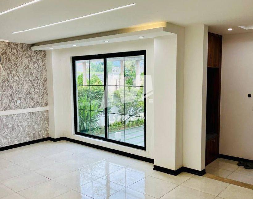 خرید ویلا دوبلکس 280 متری سند تک برگ شهرکی با گیت نگهبانی | 280 متر