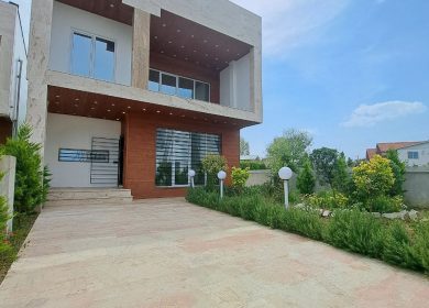 خرید ویلا ۳۰۰ متری مبله سند دار | 300 متر