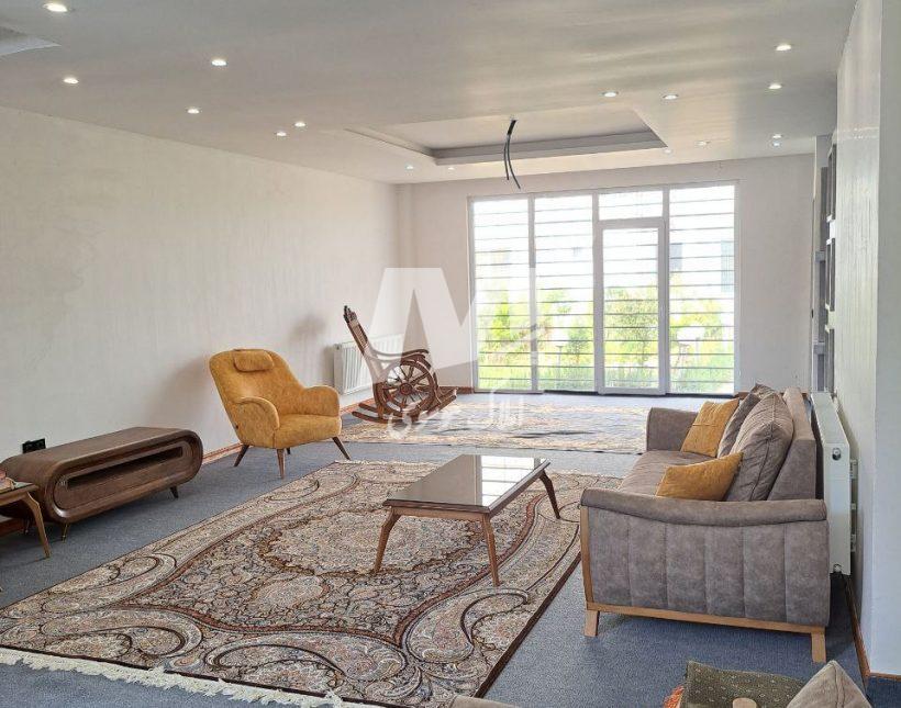 خرید ویلا ۳۰۰ متری مبله سند دار | 300 متر